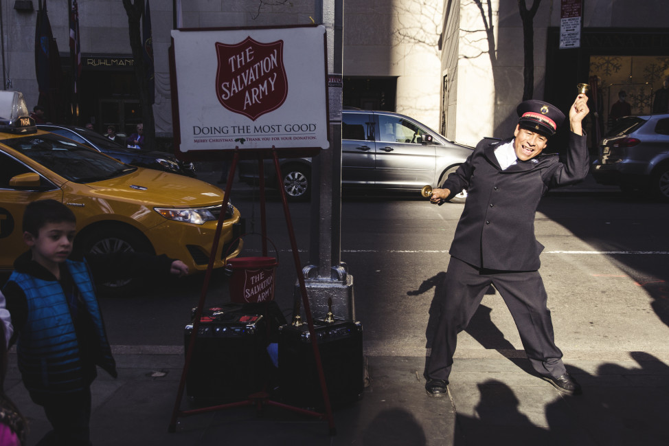 Collecting cash donations in New York City. (Photo by Flickr user Javi Sánchez de la viña under Creative Commons license) 