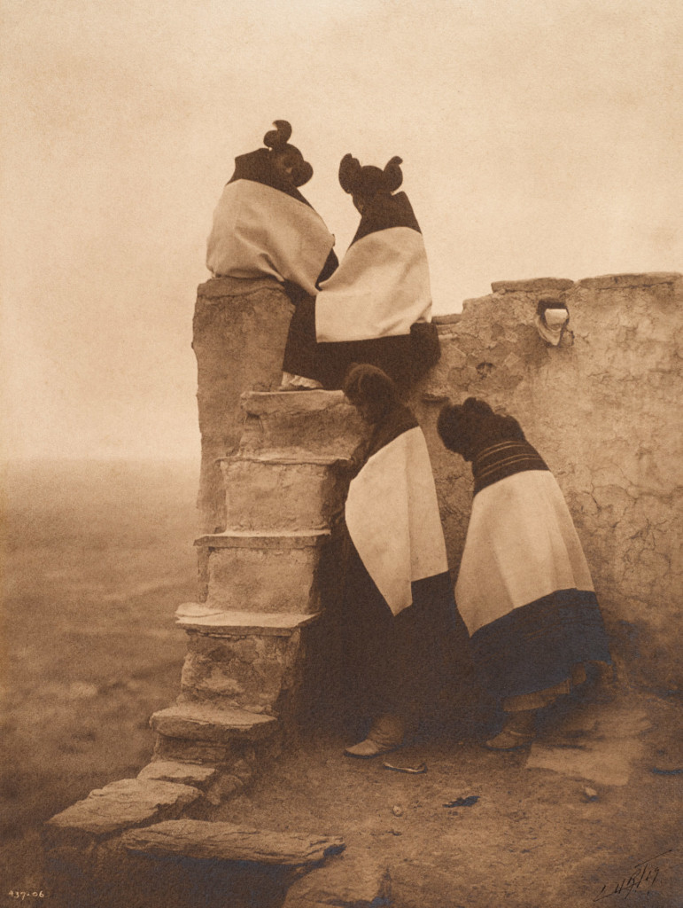 On the Housetop - Hopi, 1906, Southwest (Photo by Edward S. Curtis, courtesy DelMonico Books • Prestel)