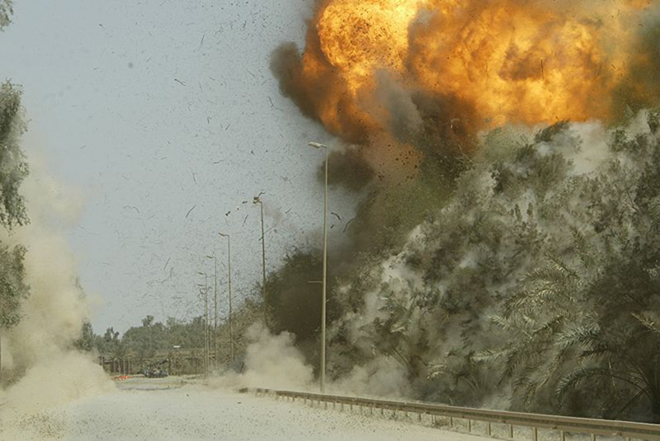 http://blogs.voanews.com/digital-frontiers/files/2011/06/800px-ied_controlled_explosion.jpg