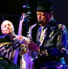 Ornette Coleman, front, performs with his quartet at the Skopje Jazz Festival, in Macedonia, Oct. 2006. (AP Photo)