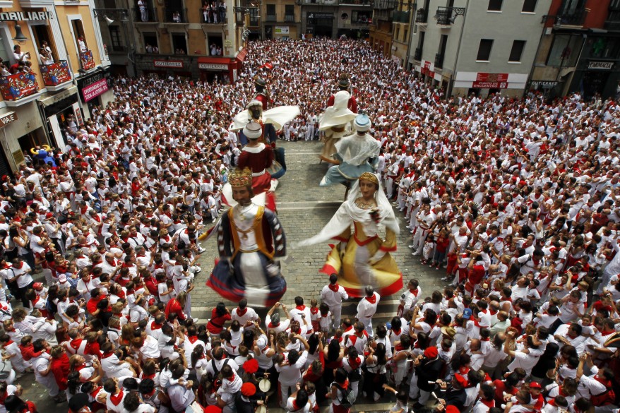 "Spain Gigantes Dance"