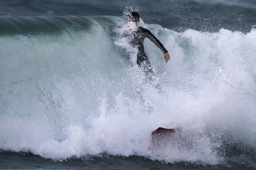 "Israel Surfing"