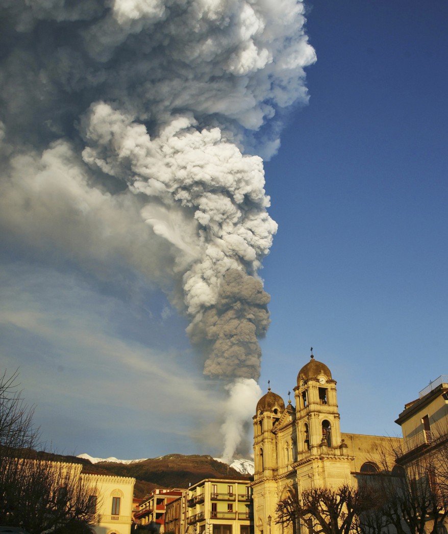 "Italy Volcano Eruption"