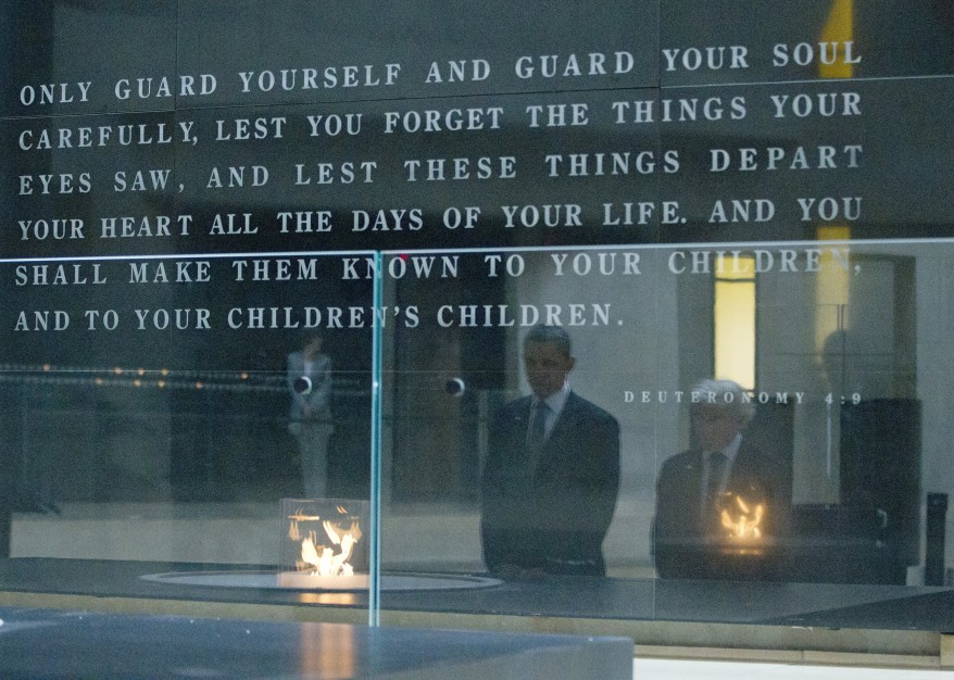 Obama Wiesel  Holocaust Museum