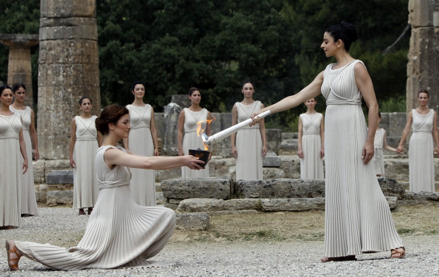 reuters_greece_olympic_flame_10May12-878x554.jpg