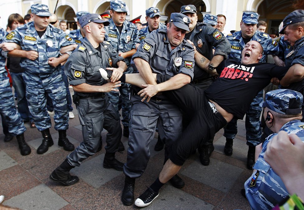 Russia Protest Police