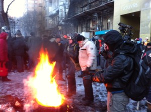 With nighttime temperatures falling to -20C, wood fires provide some warmth for protesters. VOA Photo: James Brooke
