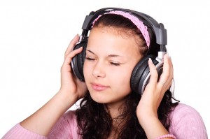 Could a well-developed speech and language training program help improve a person’s musical listening skills? (Public Domain via Pixabay)