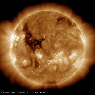 Coronal hole observed in June 2012 looks a 'rubber chicken' (SDO/NASA)