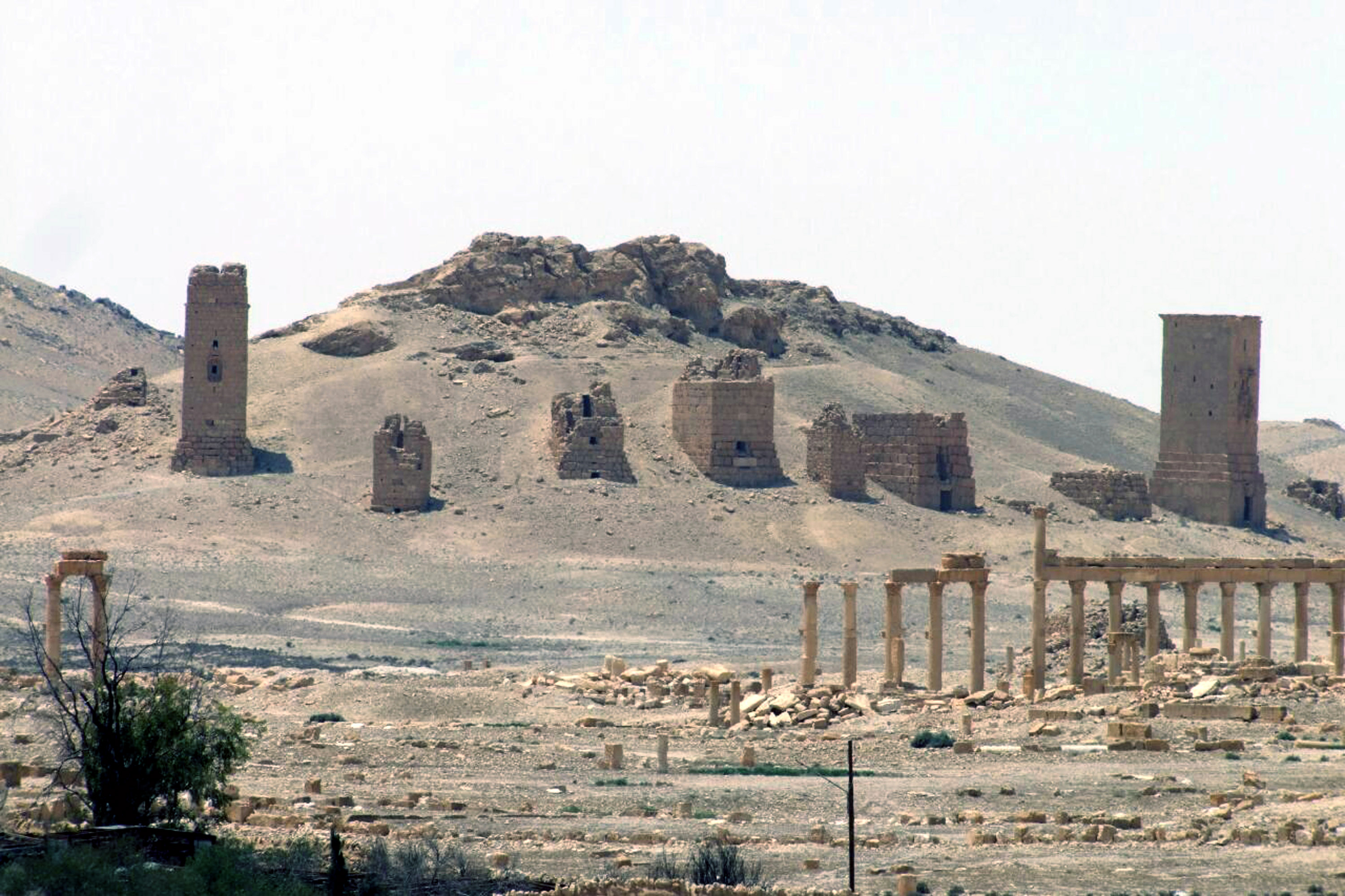 A May 17, 2015 file photo released by the Syrian official news agency SANA, shows a general view of the ancient Roman city of Palmyra, northeast of Damascus. Syrian activists say Islamic State militants have destroyed a nearly 2,000-year-old arch in Palmyra, the latest victim in the group's campaign to destroy historic sites across the territory it controls in Iraq and Syria. (AP)