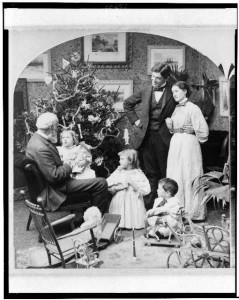 Grandpa looks a lot like Santy Claus.  (Library of Congress)