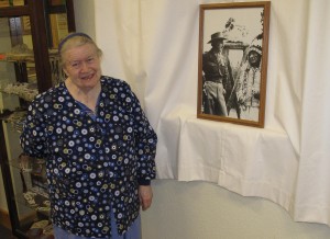 Ruth Ziolkowski stands before a photo of Korczak and Chief Henry Standing Bear.  (Carol M. Highsmith)