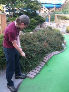 Sinking a long miniature-golf putt is more guesswork and luck than skill for most of us.  (Ben B Miller, Flickr Creative Commons)