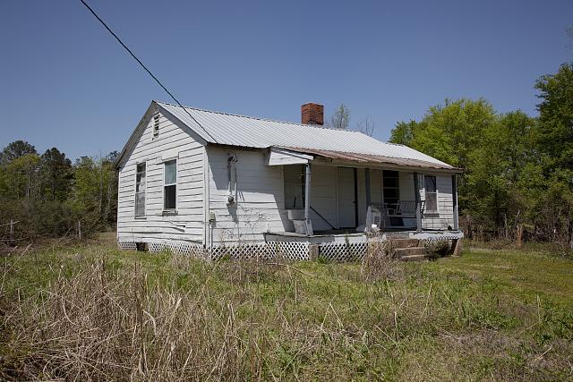 As my text has made clear, not every home in Alabama's Black Belt is a grand manse.  This the home of a tenant farmer in Boykin.  But it's part of the tapestry of a fascinating region.  (Carol M. Highsmith)