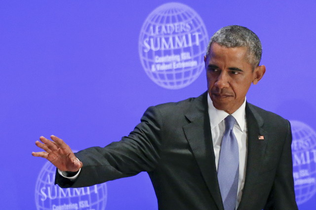 President Barack Obama waves before the start of the Leaders' Summit on Countering ISIL and Violent Extremism at the United Nations General Assembly in New York on Sept. 29, 2015.  (Reuters)