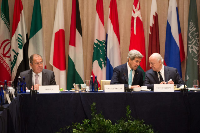 U.S. Secretary of State John Kerry, center, sits with United Nations envoy to Syria, Staffan de Mistura, right, and Russian Foreign Minister Sergey Lavrov during the International Syria Support Group meeting. Sept. 20, 2016, in New York . (AP)