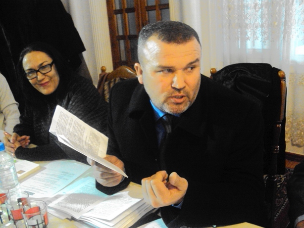 9. TIUP vakili Mirzoolim Hamdamov saylovoldi programmasi haqida so'z yuritmoqda