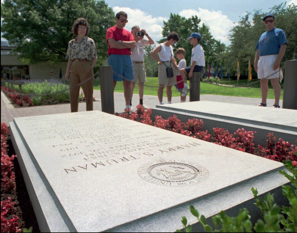 Visitors view President Harry Truman's grave at the Harry S. Truman Presidential Library, in Independence, Missouri. (AP Photo)