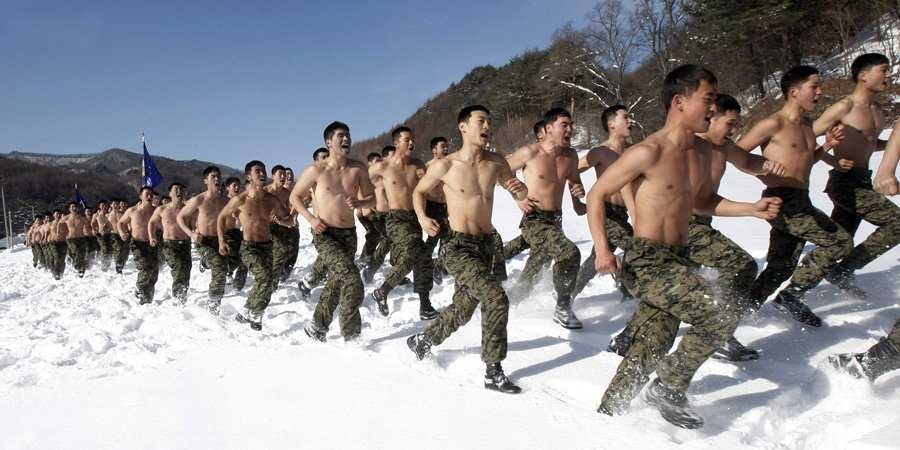 south-korea-military-exercise-jan-2011-snow