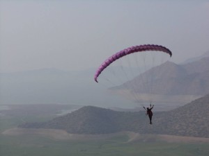 Nazia paragliding