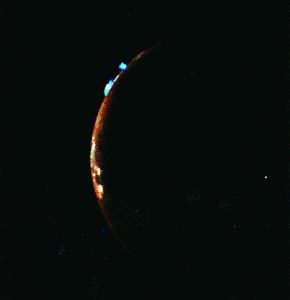 Jupiter's moon Io with active volcanoes (Photo: NASA/JPL)