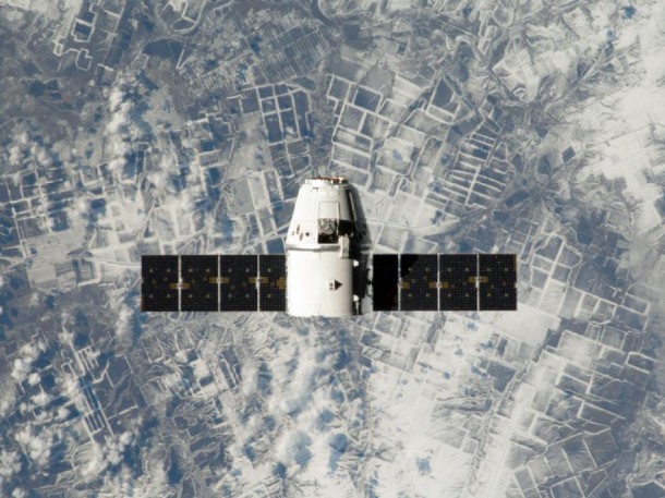 SpaceX's Dragon space capsule approaching the Internatational Space Station for capture and docking on March 3, 2013. The capsule returned to Earth this past week after a 3 week stay at the ISS. (Photo: NASA)