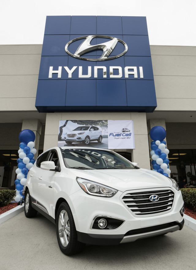 Hyundai Fuel Cell Electric Vehicle Launch