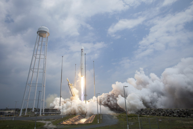 Carrying over 1,361 kg of supplies for the International Space Station, the Cygnus spacecraft aboard this Orbital Sciences Corporation Antares rocket launches from NASA's Wallops Flight Facility in Wallops Island, Virginia, July 13, 2014. (Reuters/NASA)