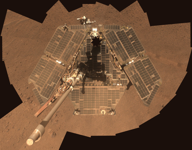 NASA's Mars Exploration Rover Opportunity set a new off-Earth distance record recently.  To celebrate the occasion the space agency released this self-portrait of the record setter on July 29, 2014. (Reuters) 