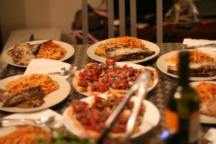 Lots of food! (Dennis Yang/Creative Commons via Fllickr)