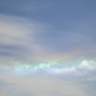 Ice crystal rainbow in the clouds (Ruth Hartnup via Flickr/Creative Commons)