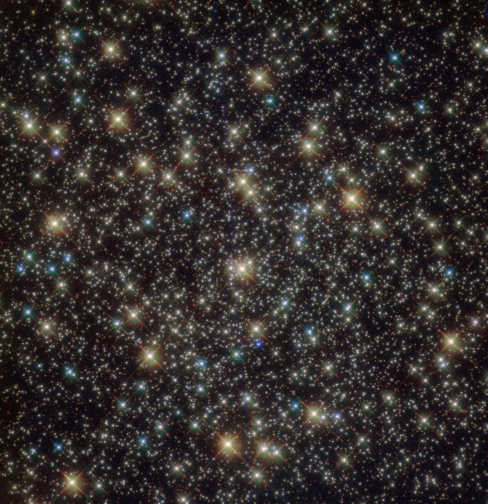 This NASA/ESA Hubble Space Telescope image released on January 17, 2018 shows an ancient globular cluster named NGC 3201. It’s a gathering of hundreds of thousands of stars bound together by gravity. Astronomers recently discovered a black hole lurking at the heart of the cluster. (ESA/Hubble & NASA)