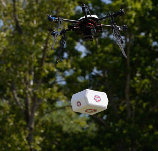 A Flirtey drones delivers medical supplies in Wise County, Virginia, in the first FAA-approved drone delivery in the U.S. (Flirtey)