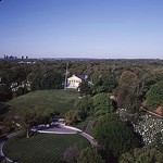 Arlington House, seen today, looms over monumental Washington across the Potomac River.  (Carol M. Highsmith)