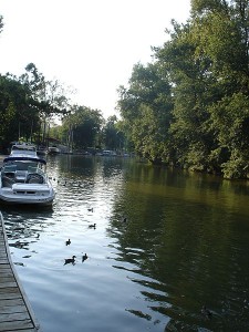 Harrod's Creek.  Purty, as they might say in Kentucky.  (merfam, Wikipedia Commons)