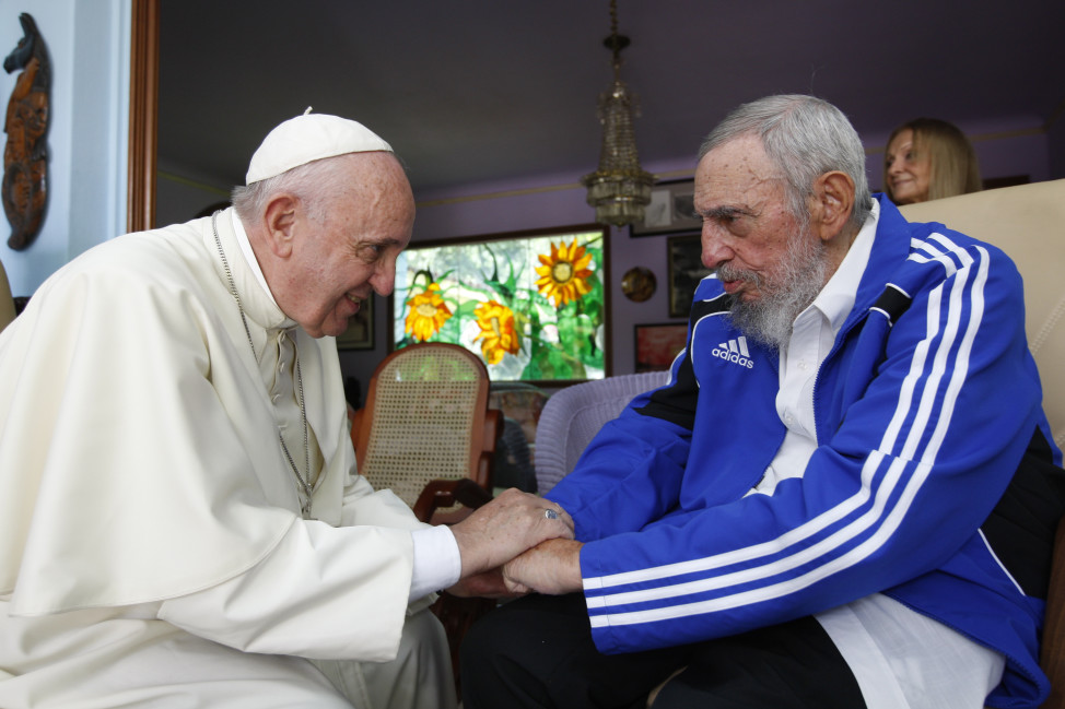 Pope Francis meets Fidel Castro in Havana, Cuba, Sunday, Sept. 20, 2015. (AP)