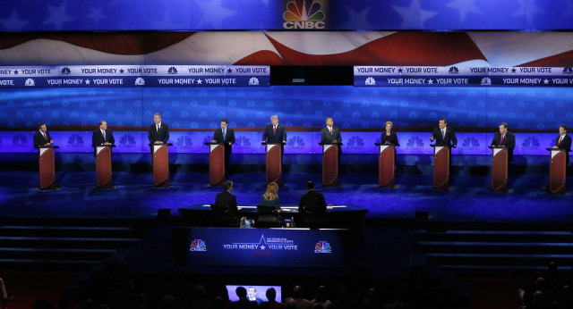 Republican presidential candidates, from left, John Kasich, Mike Huckabee, Jeb Bush, Marco Rubio, Donald Trump, Ben Carson, Carly Fiorina, Ted Cruz, Chris Christie, and Rand Paul appear during the CNBC Republican presidential in Colorado on Oct. 28, 2015. (AP)