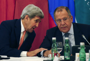 Secretary of State John Kerry (L) talks to Russian Foreign Minister Sergey Lavrov in Vienna, Austria on Oct. 30, 2015. (Reuters)