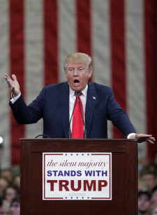Republican presidential candidate Donald Trump speaks during a campaign stop om Nov. 16, 2015 in Knoxville, Tenn. (AP)