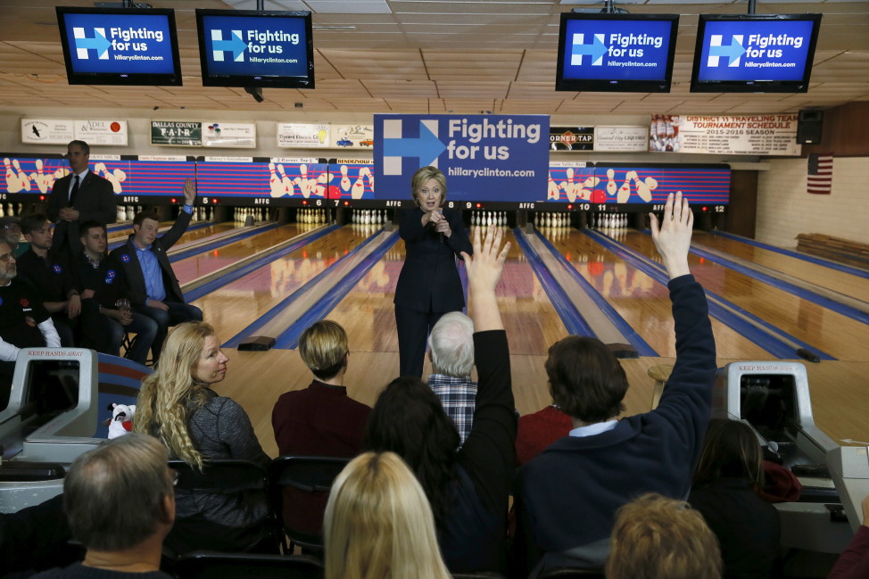Democratic presidential candidate Hillary Clinton reacts to the crowd during a campaign stop at the Adel Family Fun Center bowling alley in Adel, Iowa on Jan. 27, 2016. (Reuters)