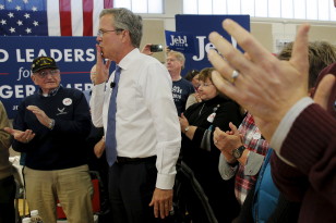 Republican presidential candidate Jeb Bush blows a kiss at a campaign town hall meeting in Nashua, New Hampshire on Feb. 7, 2016. (Reuters)  